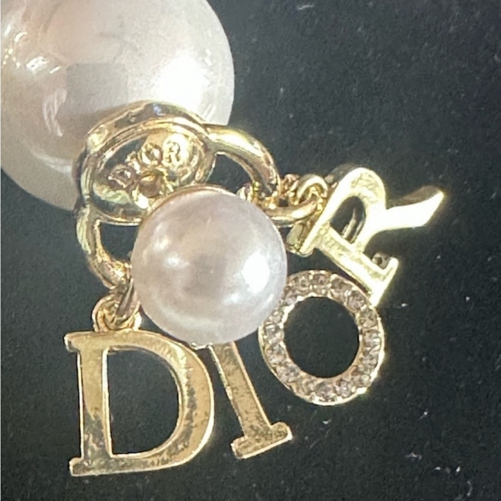 Dior - Picture 8 of 10